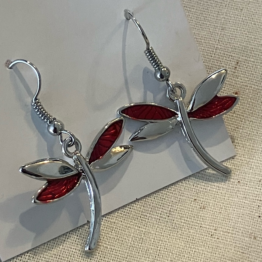 NEW Dragonfly Earrings